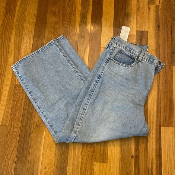 Levi’s Women’s Blue Straight Leg Jeans Size 31 - Picture 1 of 9
